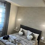 New House 게스트하우스 3*