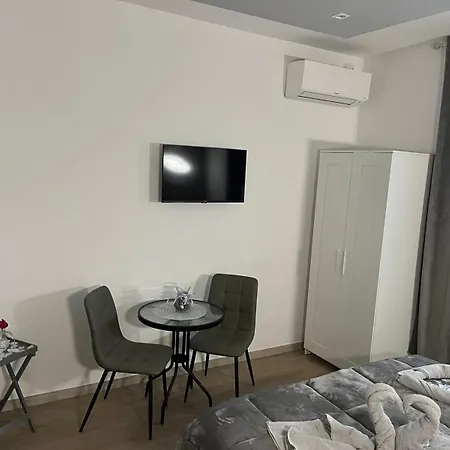 New House 3* Fiumicino